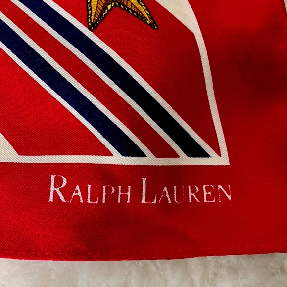 Vintage Rare find Ralph Lauren scarf ๐งฃin excellent preowned condition ๐ฏ% Silk. - Picture 7 of 12